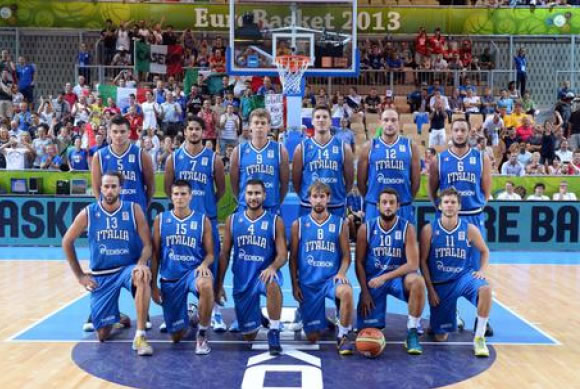 Il team azzurro di basket (foto ANSA) giocherà le qualificazioni Eurobasket a Cagliari