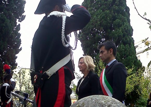 4 Novembre 2015 Parco delle Rimembranze: Il sindaco Massimo Zedda e il prefetto Giuliana Perrotta