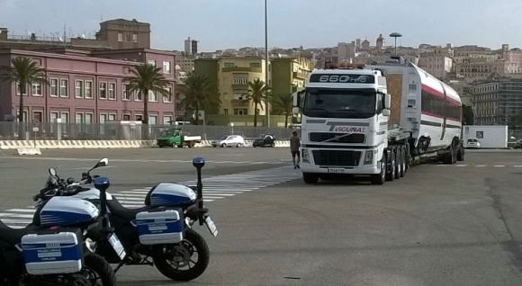 L'arrivo dell'Atr 365 a Cagliari