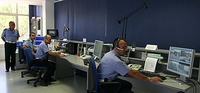 Il centro operativo della Polizia Municipale a Cagliari