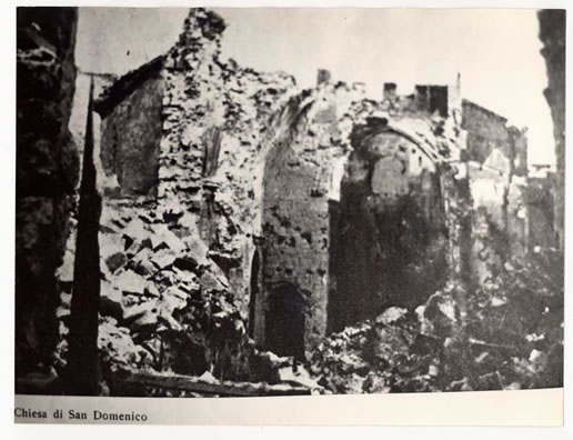 La chiesa di San Domenico distrutta dai bombardamenti (1943)