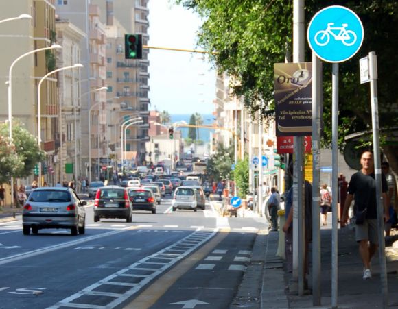 Pista ciclabile in via Sonnino